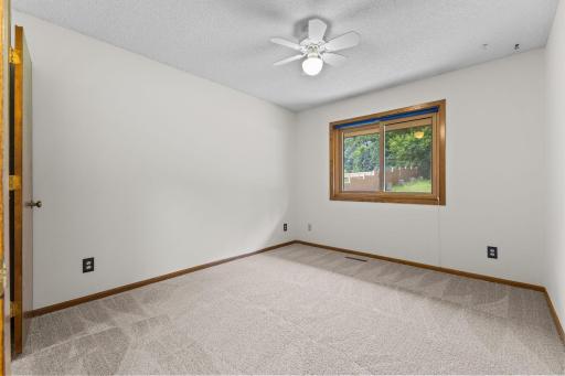 1306 Berry Ridge Road, Eagan, MN 55123