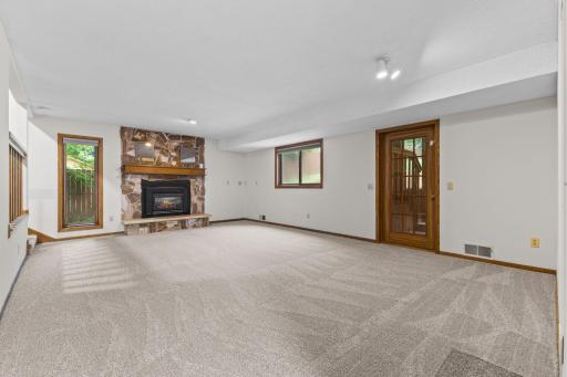1306 Berry Ridge Road, Eagan, MN 55123