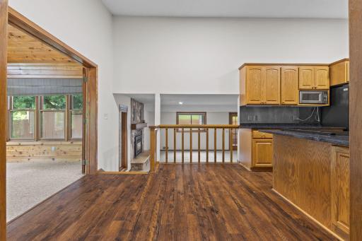 1306 Berry Ridge Road, Eagan, MN 55123