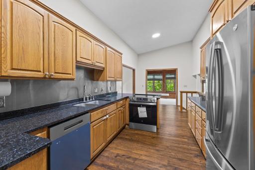 1306 Berry Ridge Road, Eagan, MN 55123