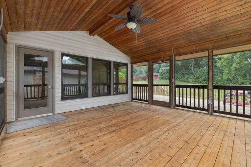 1306 Berry Ridge Road, Eagan, MN 55123