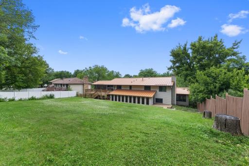 1306 Berry Ridge Road, Eagan, MN 55123