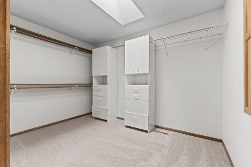 Vivid Spaces_1306 Berry Ridge Rd_32.jpg