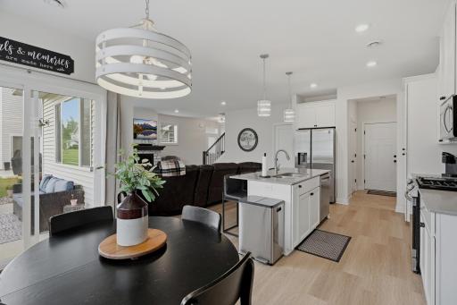 1723 Southpoint Lane, Hudson, WI 54016