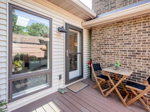 493 Sterling Street S, Saint Paul, MN 55119