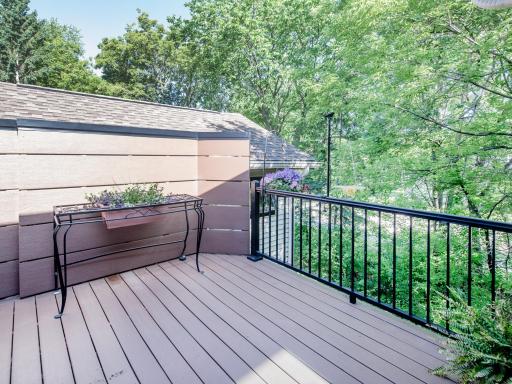 493 Sterling Street S, Saint Paul, MN 55119