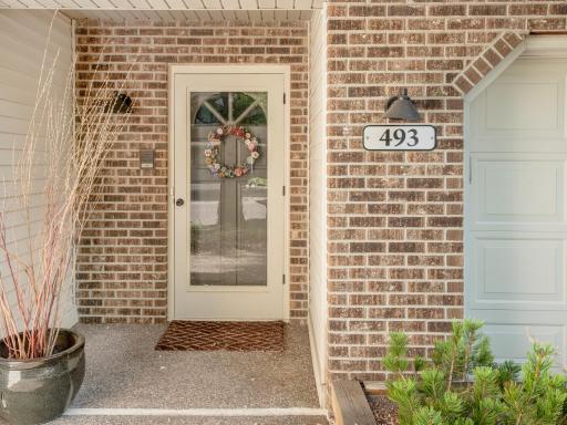 493 Sterling Street S, Saint Paul, MN 55119