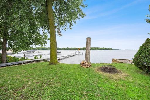 118 Willow Point Drive, Elysian, MN 56028