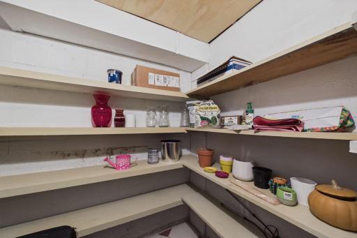 Awesome closet-great for gardening pots, or whatever you need it for!