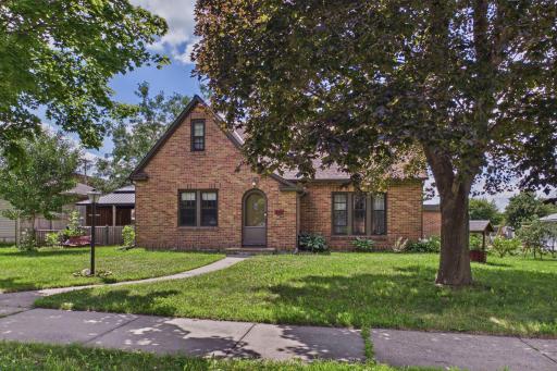 513 5th Street, Gaylord, MN 55334