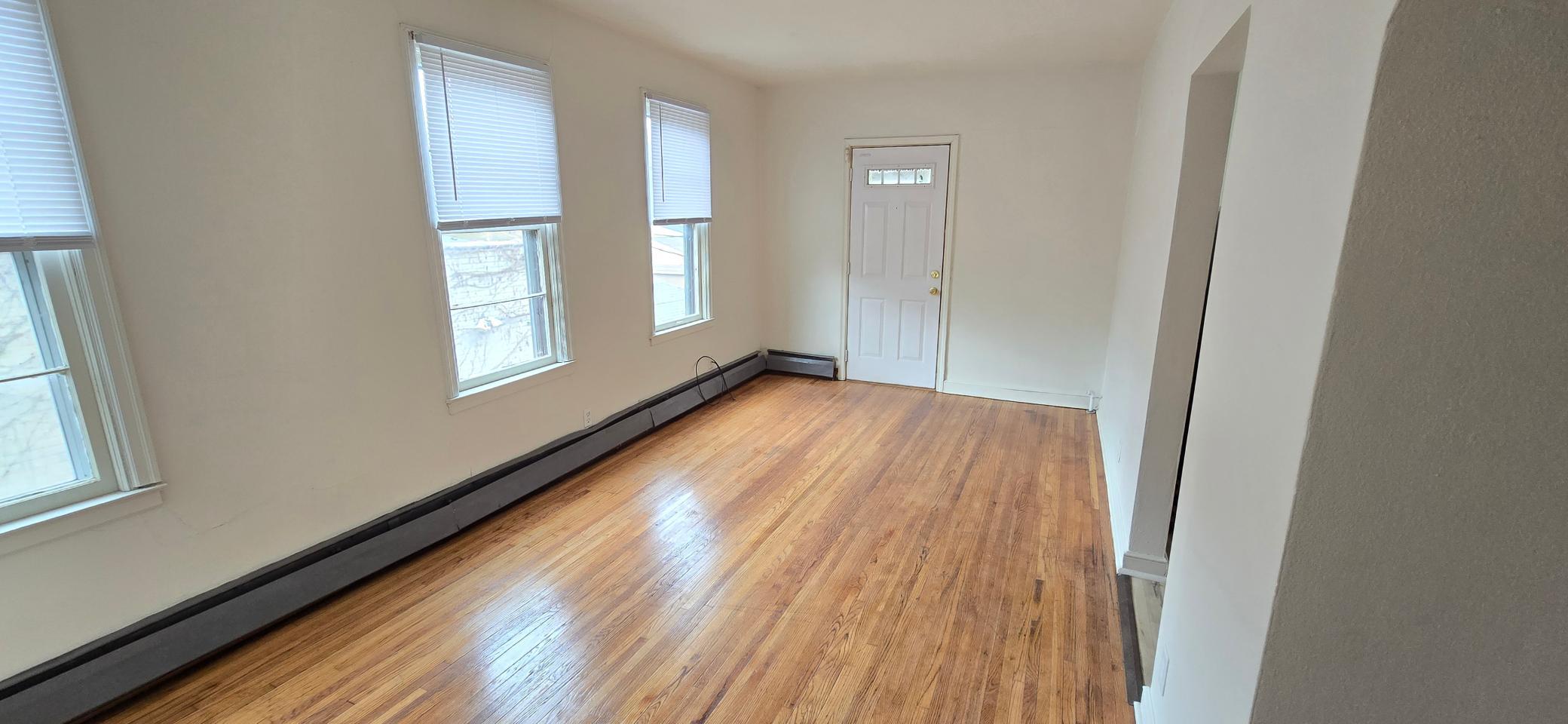 895 / 893 Randolph Ave - Residential Unit