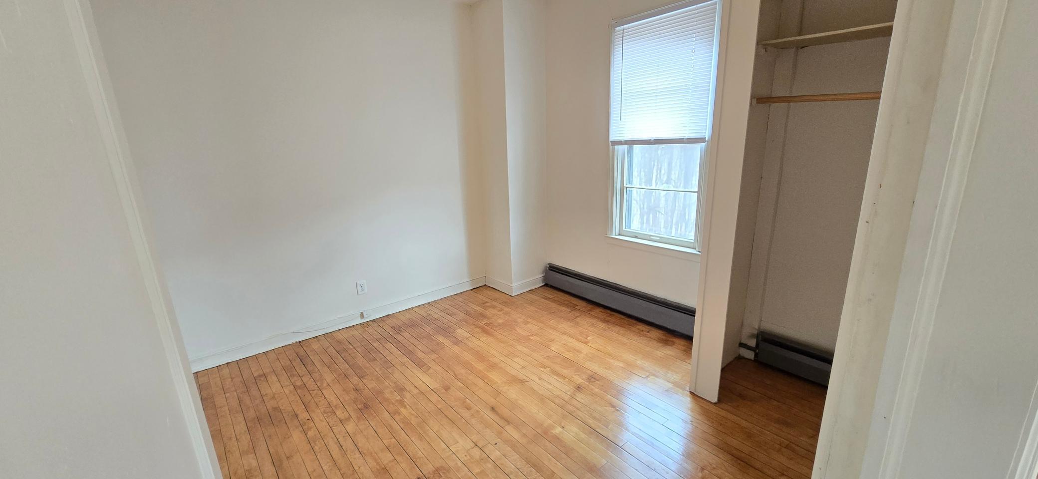 895 / 893 Randolph Ave - Residential Unit