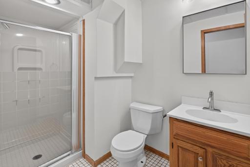 4142 Oakmede Lane, White Bear Lake, MN 55110