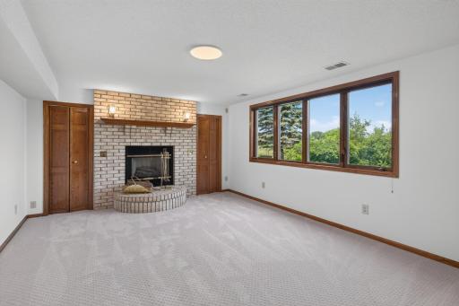 4142 Oakmede Lane, White Bear Lake, MN 55110