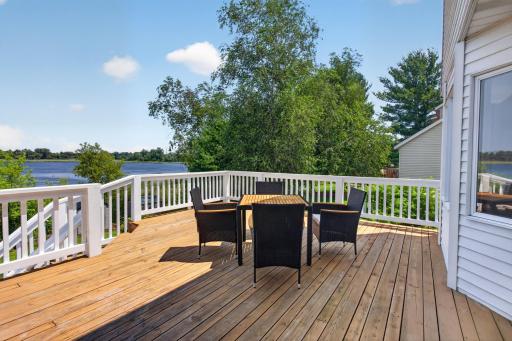 4142 Oakmede Lane, White Bear Lake, MN 55110