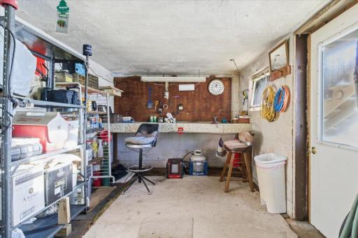 Lake side storage/ workroom