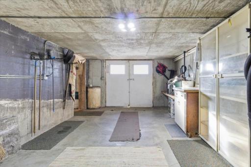 Tuck under garage storage-lake side