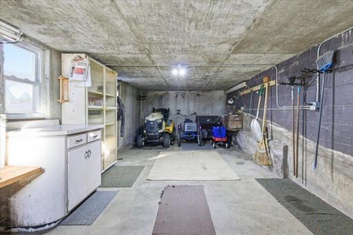 Tuck under garage storage-lake side