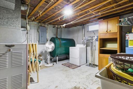 LL utility room