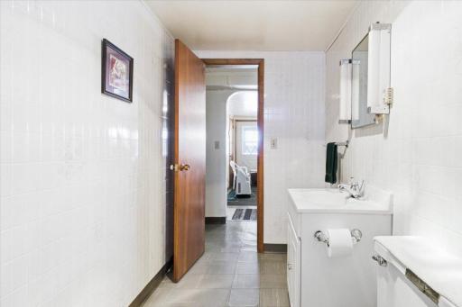 LL Bathroom