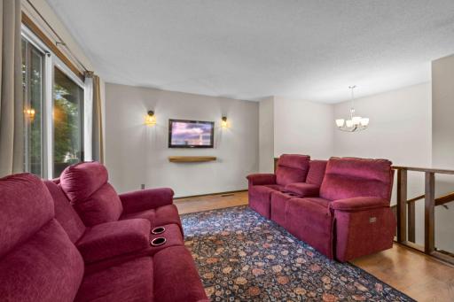 2227 Old County Road 34 Place, Burnsville, MN 55337