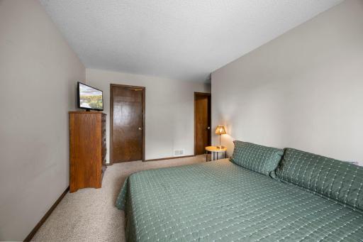2227 Old County Road 34 Place, Burnsville, MN 55337