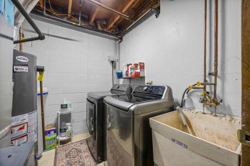 2227 Old County Road 34 Place, Burnsville, MN 55337