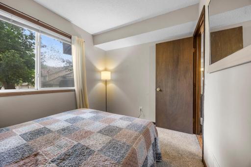 2227 Old County Road 34 Place, Burnsville, MN 55337