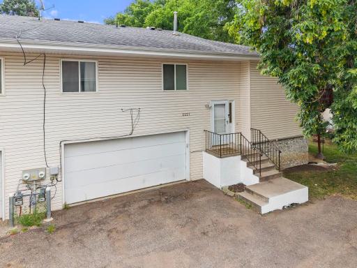 2227 Old County Road 34 Place, Burnsville, MN 55337