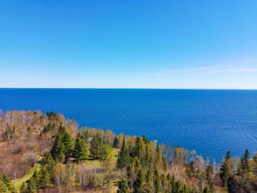 6076 Highway 61, Silver Bay, MN 55614