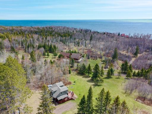 6076 Highway 61, Silver Bay, MN 55614