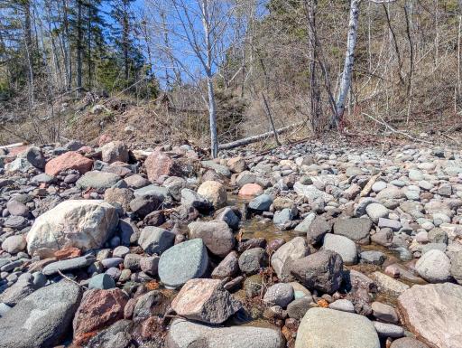 6076 Highway 61, Silver Bay, MN 55614