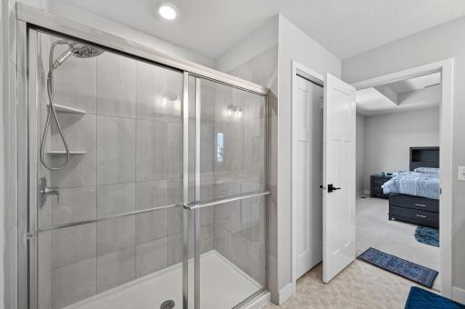 18333 Glacier Way, Lakeville, MN 55044