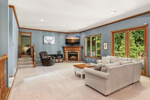 400 Creek Side Drive SE, Saint Michael, MN 55376