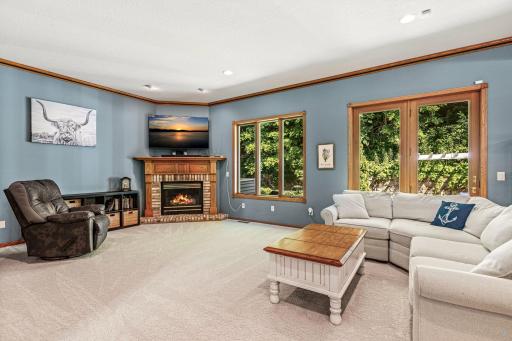 400 Creek Side Drive SE, Saint Michael, MN 55376
