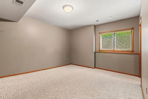 400 Creek Side Drive SE, Saint Michael, MN 55376