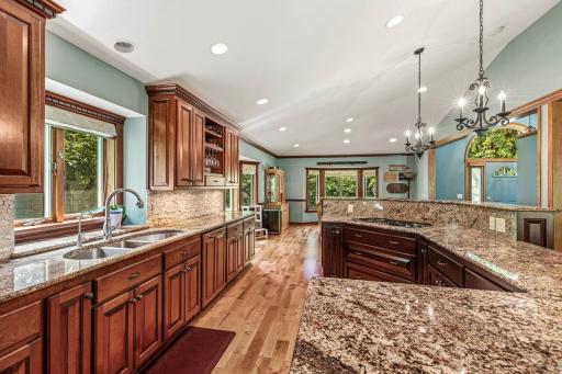 400 Creek Side Drive SE, Saint Michael, MN 55376