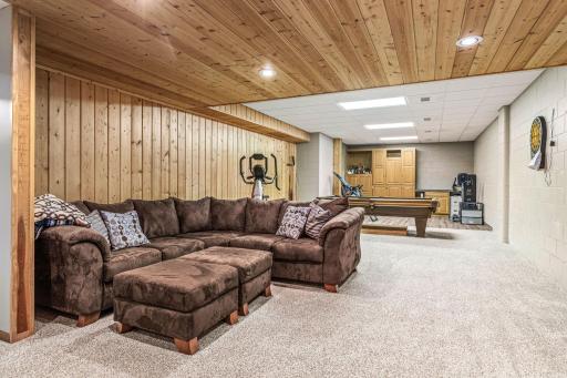 400 Creek Side Drive SE, Saint Michael, MN 55376