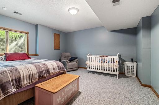 400 Creek Side Drive SE, Saint Michael, MN 55376