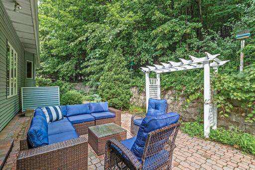 400 Creek Side Drive SE, Saint Michael, MN 55376