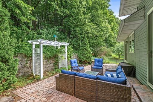 400 Creek Side Drive SE, Saint Michael, MN 55376
