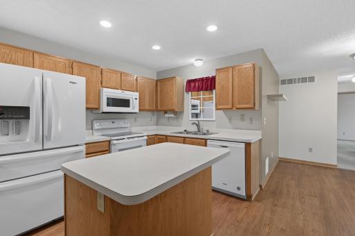 2790 87th Street E, 11, Inver Grove Heights, MN 55076