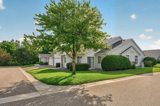 2790 87th Street E, 11, Inver Grove Heights, MN 55076