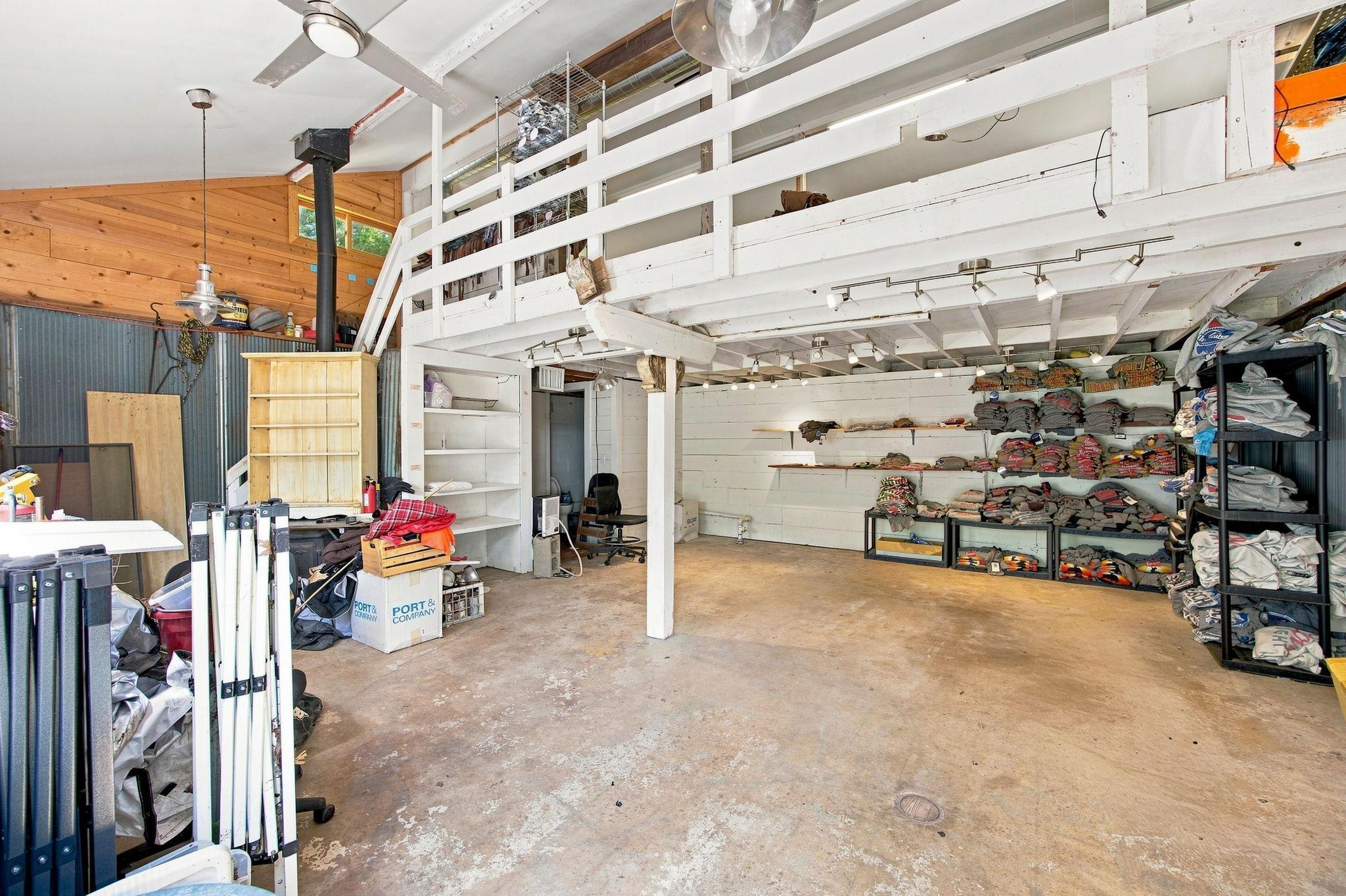 Studio 2 levels