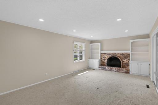 10324 Toledo Circle, Minneapolis, MN 55437
