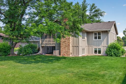10324 Toledo Circle, Minneapolis, MN 55437