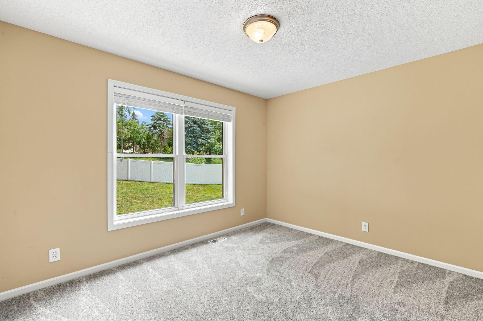 25-web-or-mls-DSC03941.jpg
