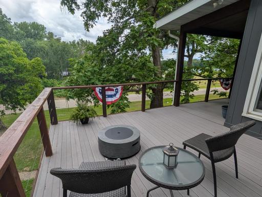 River Side Deck
