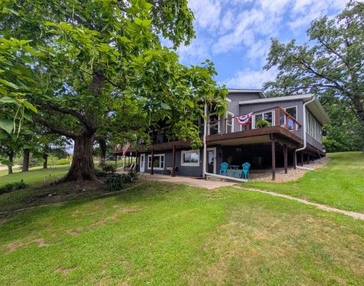 River Side with 3 Seasons Room, Deck, Patio