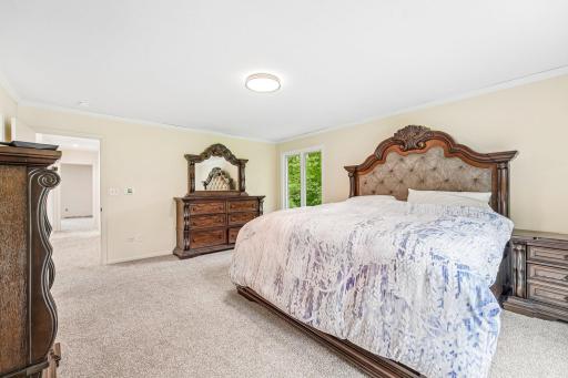 23 Evergreen Road, North Oaks, MN 55127